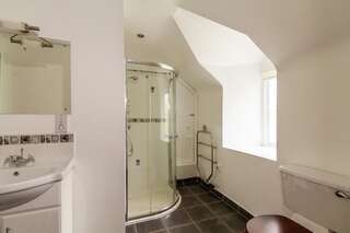 Гостевой дом Donard Demesne Dún Ard Двухместный номер с 2 отдельными кроватями и ванной комнатой-12