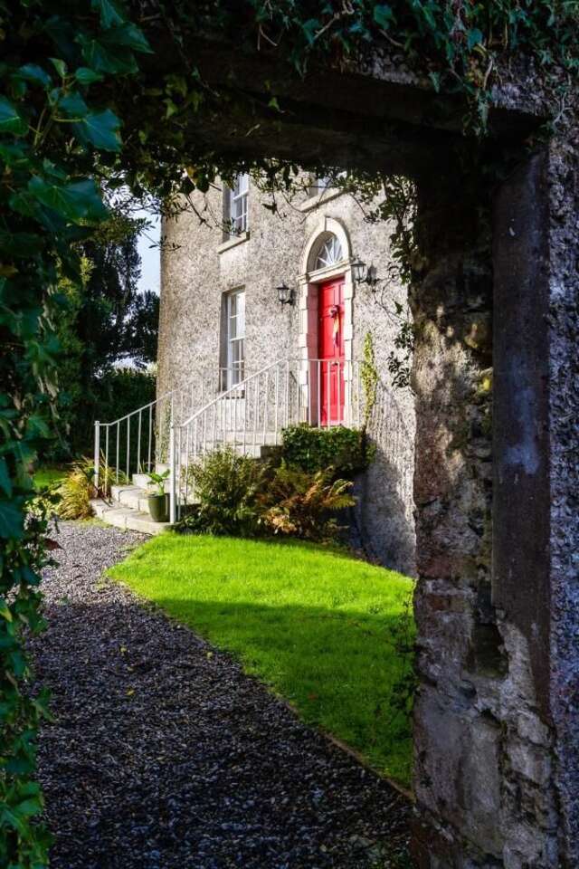 Гостевой дом Donard Demesne Dún Ard-4